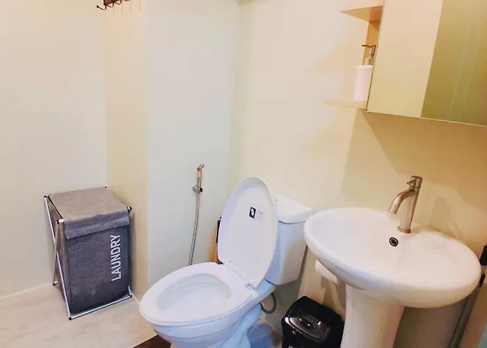 Balcony 28 In Ayala Business Park With Fast Wifi Cebu